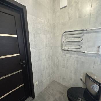 Продается 1-комнатная квартира, 42,7 м²