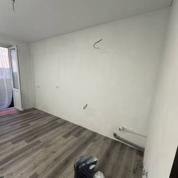 Продается 1-комнатная квартира, 42,7 м²