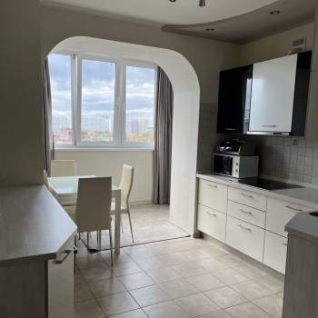 Сдается 1-комнатная квартира, 47 м²
