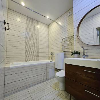 Сдается 2-х комнатная квартира, 65 м²