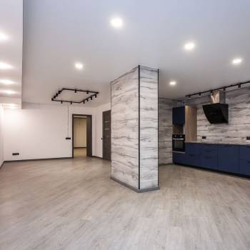 Продается 2-х комнатная квартира, 94,5 м²