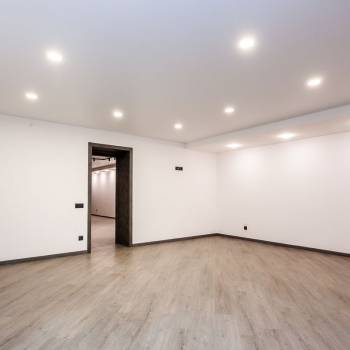 Продается 2-х комнатная квартира, 94,5 м²
