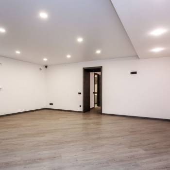 Продается 2-х комнатная квартира, 94,5 м²