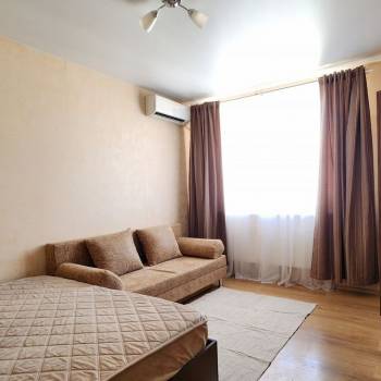 Сдается 1-комнатная квартира, 35 м²