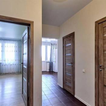 Продается 1-комнатная квартира, 55 м²