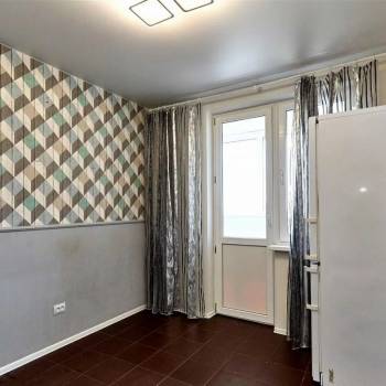 Продается 1-комнатная квартира, 55 м²
