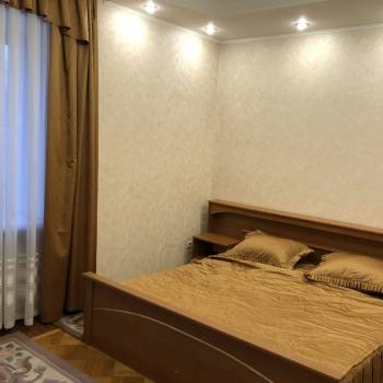 Сдается 2-х комнатная квартира, 80 м²