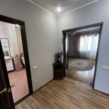 Сдается 2-х комнатная квартира, 80 м²