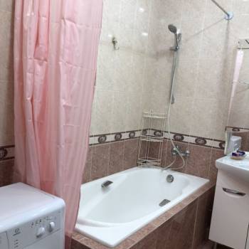 Сдается 2-х комнатная квартира, 80 м²