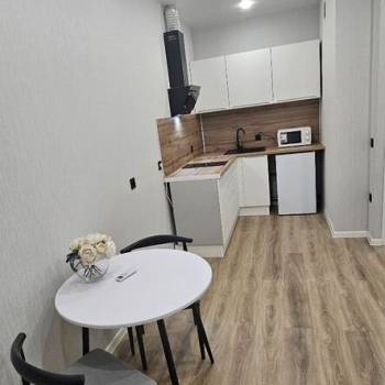Сдается 1-комнатная квартира, 37 м²