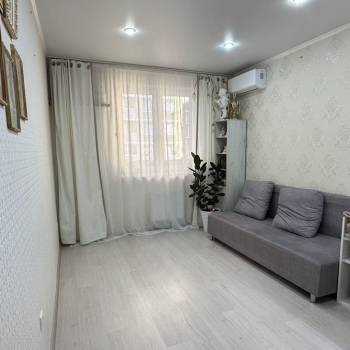 Продается 1-комнатная квартира, 40,2 м²