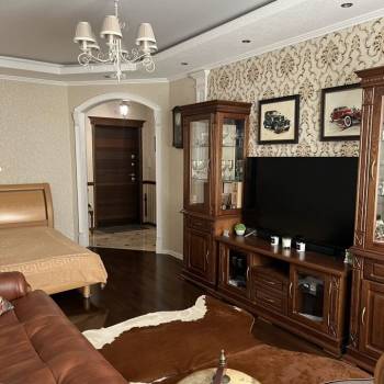 Продается 1-комнатная квартира, 45 м²