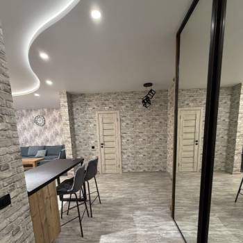 Сдается 2-х комнатная квартира, 72 м²