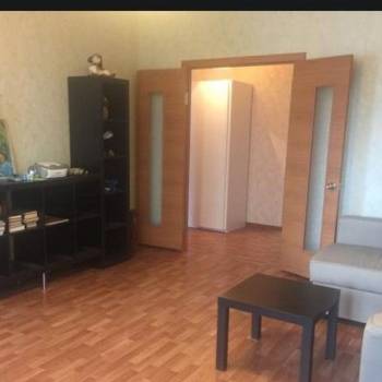Сдается 2-х комнатная квартира, 75 м²