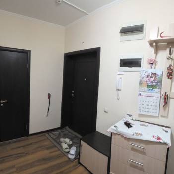 Продается 1-комнатная квартира, 45 м²
