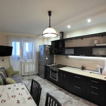 Продается 1-комнатная квартира, 45 м²
