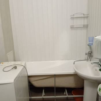 Сдается 1-комнатная квартира, 32 м²