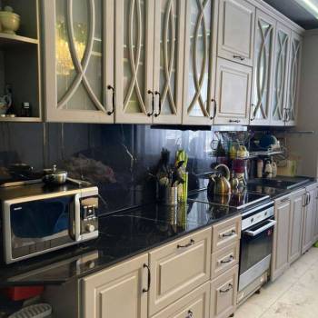 Сдается Многокомнатная квартира, 60 м²