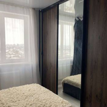 Сдается Многокомнатная квартира, 60 м²