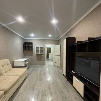 Сдается 2-х комнатная квартира, 67 м²