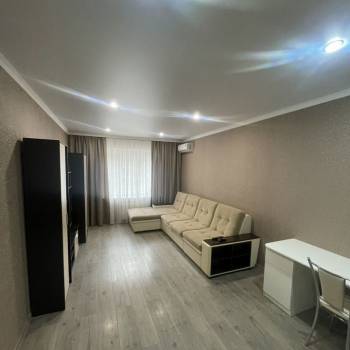 Сдается 2-х комнатная квартира, 67 м²