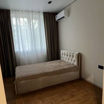 Сдается Многокомнатная квартира, 60 м²