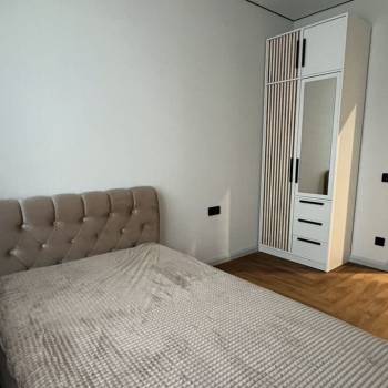 Сдается Многокомнатная квартира, 60 м²
