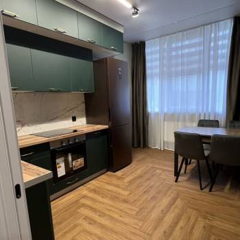 Сдается Многокомнатная квартира, 60 м²