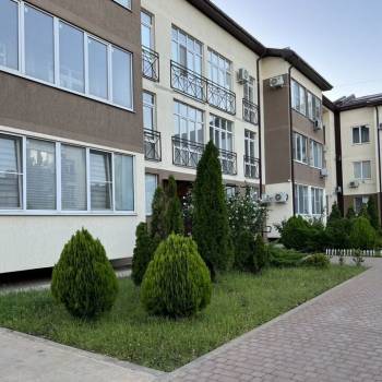 Сдается Многокомнатная квартира, 60 м²
