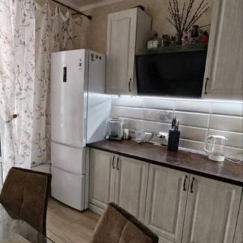 Продается 1-комнатная квартира, 38 м²