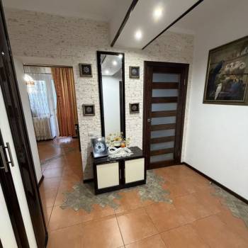 Продается 2-х комнатная квартира, 61 м²