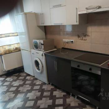 Сдается 2-х комнатная квартира, 74 м²