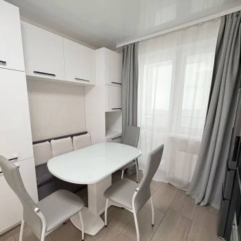 Сдается 2-х комнатная квартира, 64 м²
