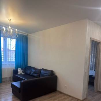 Сдается Многокомнатная квартира, 82 м²