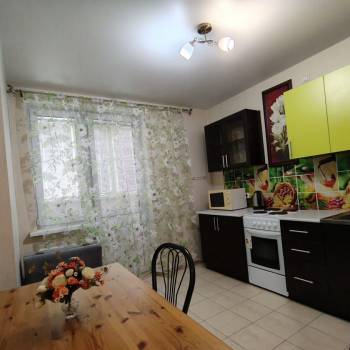 Продается 1-комнатная квартира, 36 м²
