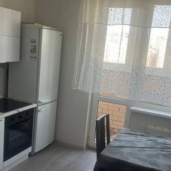 Продается 1-комнатная квартира, 34 м²