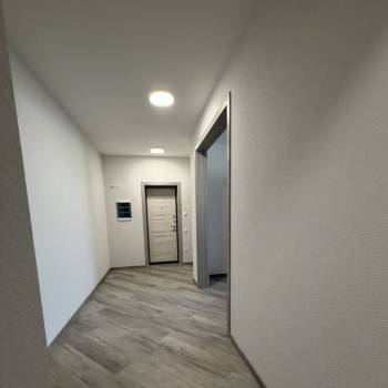 Сдается Многокомнатная квартира, 72 м²