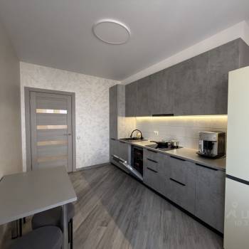 Сдается Многокомнатная квартира, 72 м²