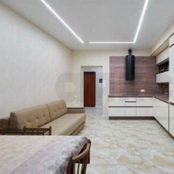 Продается 1-комнатная квартира, 49,7 м²