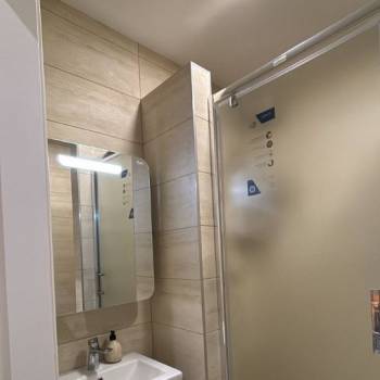 Продается 1-комнатная квартира, 49,7 м²