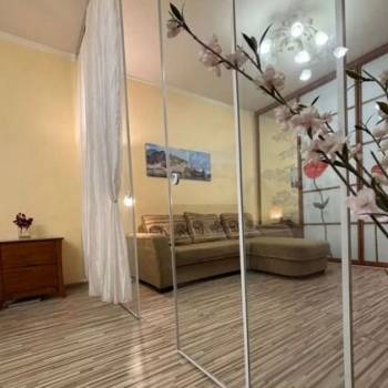 Сдается 1-комнатная квартира, 47 м²