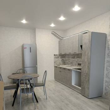 Сдается 2-х комнатная квартира, 70 м²