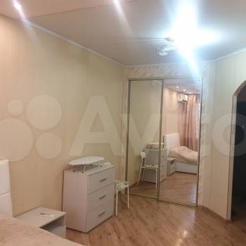Сдается 1-комнатная квартира, 32 м²