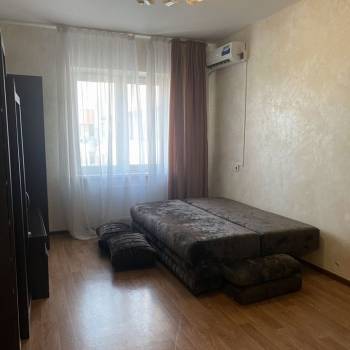 Сдается 1-комнатная квартира, 37 м²