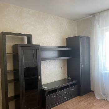 Сдается 1-комнатная квартира, 37 м²