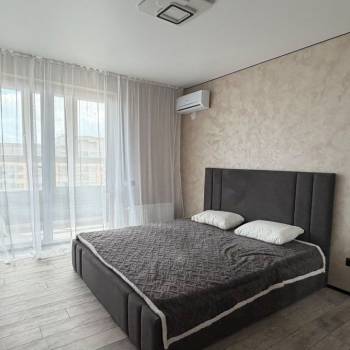 Сдается 1-комнатная квартира, 47 м²
