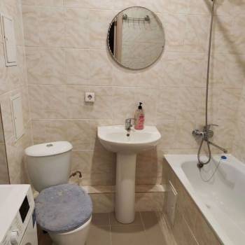 Сдается 1-комнатная квартира, 40 м²