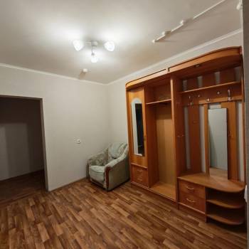 Сдается 1-комнатная квартира, 49 м²