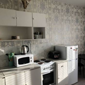 Сдается 1-комнатная квартира, 40 м²