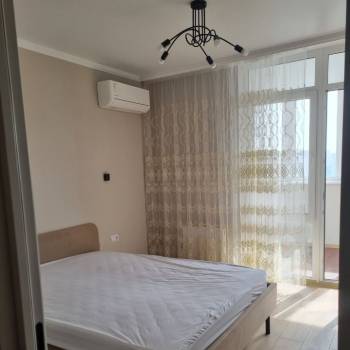 Сдается 1-комнатная квартира, 49 м²